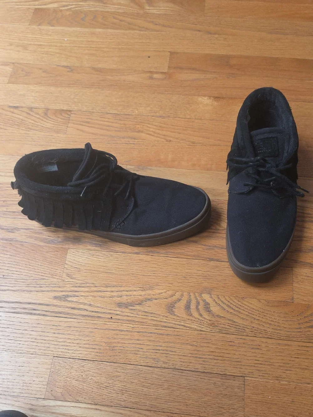 Men's Clear WeatherBlack Suede Mid-Top Casual Shoes with Fringe
